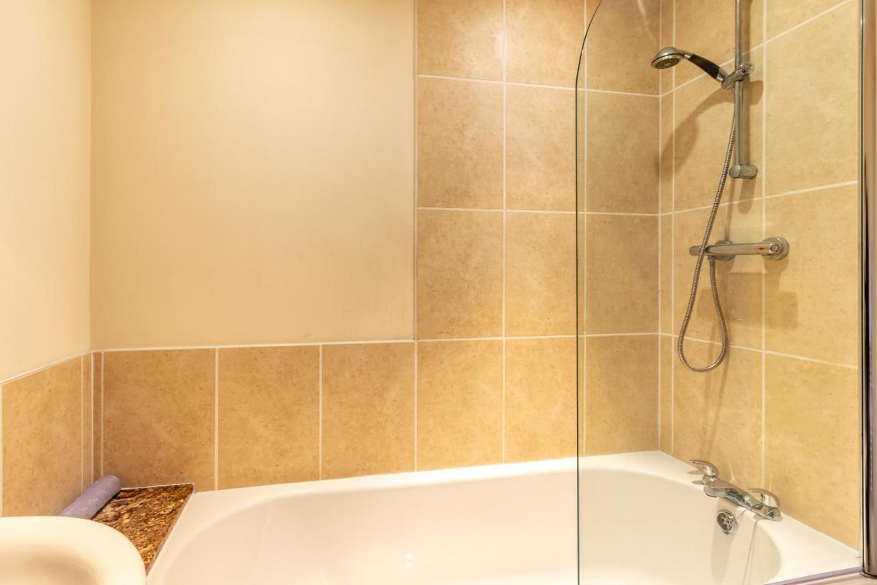 Host & Stay - Hillbrook House Apartment Great Malvern Εξωτερικό φωτογραφία